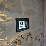 Noanna Apartment